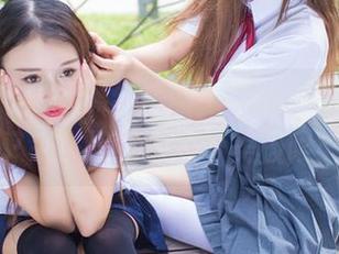 爱蜜社 – 最新黑丝套图，杨紫嫣Cynthia又来挑战我们的审美极限！
