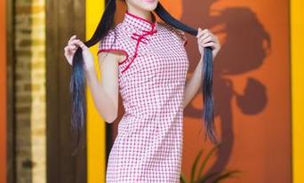 爱蜜社 – 真不明白，沈蜜桃miko的美腿定制图集为什么能迷倒这么多眼光，难以抗拒。