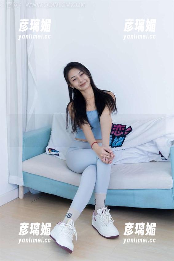 物恋传媒 - 免费学妹图包？elise在此，小心眼睛酸！