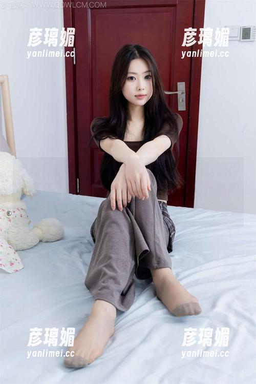 物恋传媒 - 她的醉花美图怎么能把我们都“迷住”？讨厌的“可爱”菲菲又开始啦，快来打开图包！