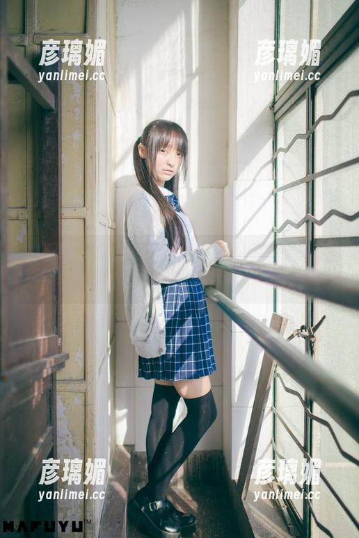 神乐坂真冬的《LittleDevil》原图，错过难道下载不成？