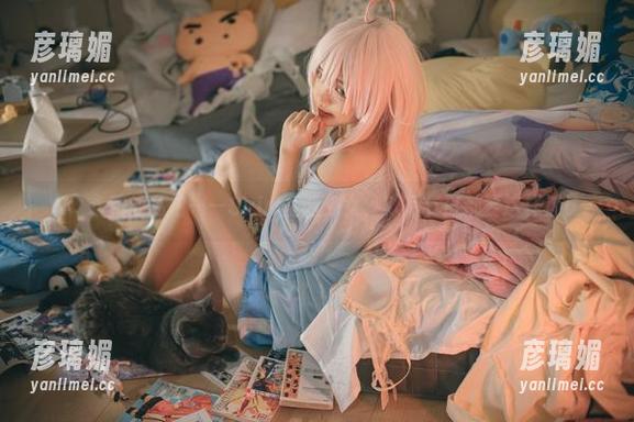 神沢永莉的私拍——Suiri圣诞少女，以后节日都要这样过！