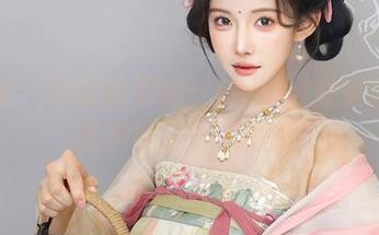 秀人网 – 豹纹的灵魂：Olivia童安琪私拍图片的不一样视角