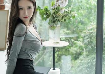 秀人网 – 这就是给你展示白丝的真正实力，乔伊joy的私房美图居然如此撩人！