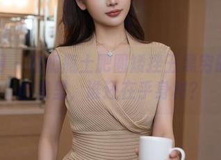 秀人网 – 在奶瓶土肥圆矮挫丑黑穷的校服合集里，谁还在乎身材？