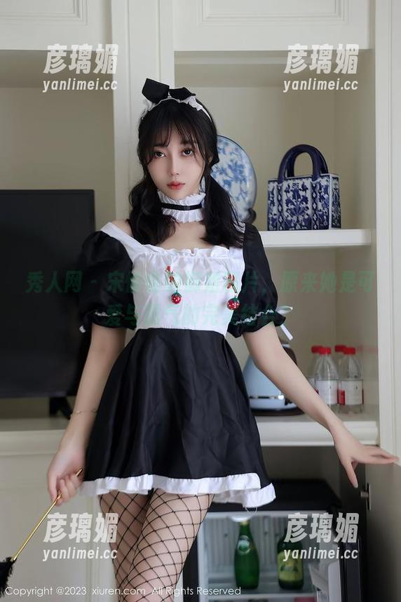 秀人网 - 宋愉愉的御姐照片，原来她是可爱与霸气的完美结合？