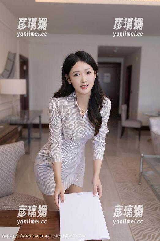 秀人网 - 看这学妹写真，星子柒kiki真会玩，谁说原图是假的？