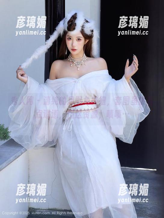 秀人网 - 清纯的月野兔美妞，套图虽然有点道道，但这资源，啧啧…