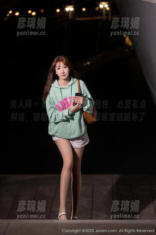 秀人网 - 看朱可儿的镂空图包，心里有点纠结，明明是欣赏，什么时候变成脑补了？