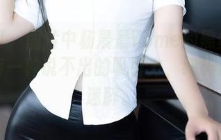秀人网 – 图片中杨晨晨Yome的黑丝美腿，总有一种说不出的吸引力，纯粹是一种迷醉。