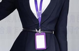 秀人网 – 果儿victoria的女仆角色，让这组美图合集乍一看就想多探讨问个不停！