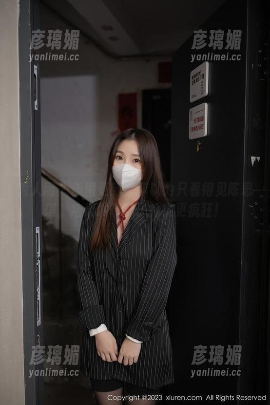 秀人网-陈思琪 秀人网 - 美图更新!你以为只看得见陈思琪,结果发现妹子抢镜更疯狂!