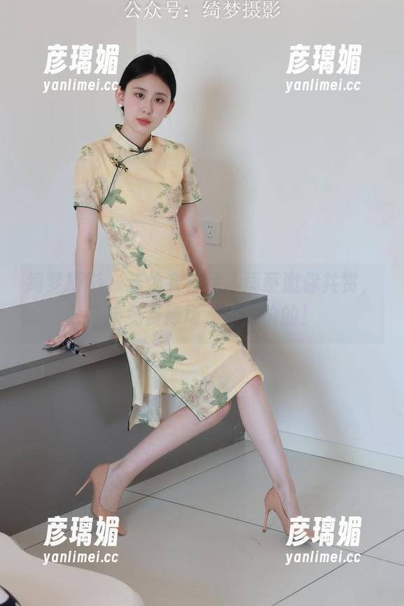 绮梦摄影 - 连体衣特辑，蔡蔡邀你共赏，快来免费捧场，不涨价的！