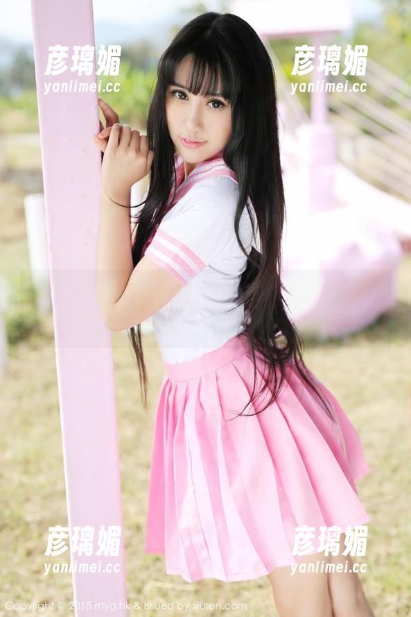 美媛馆-Carina梦绮 美媛馆 - 美图里的Carina梦绮清纯,难道不觉得有点暧昧吗?