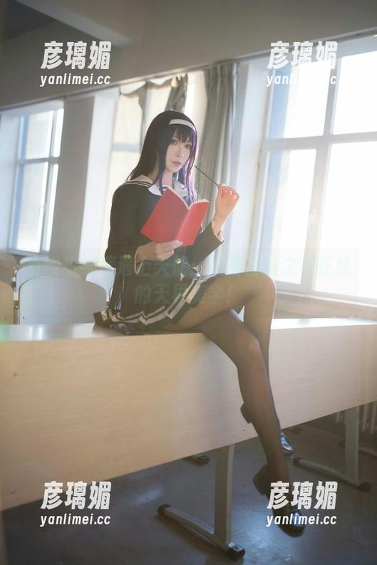 翎柒菜菜 当翎柒菜菜遇上天使:美图精选之不正经的天界美学!