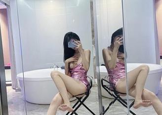 微密圈 – 精选透明写真，葛征带你仪式感满满的“清透”之旅。