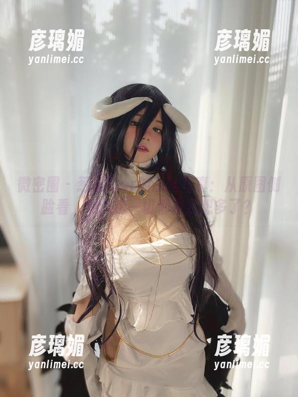 葱油饼er 微密圈 - 葱油饼er的灰丝写真:从原图侧脸看,难道这一切都是我想多了?