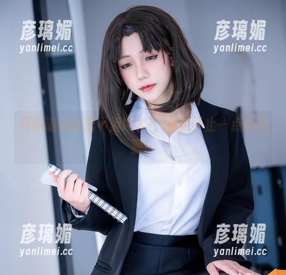 蓝小沂KiKi 马萨诸塞的蓝小沂KiKi,私拍不止一点点资源!