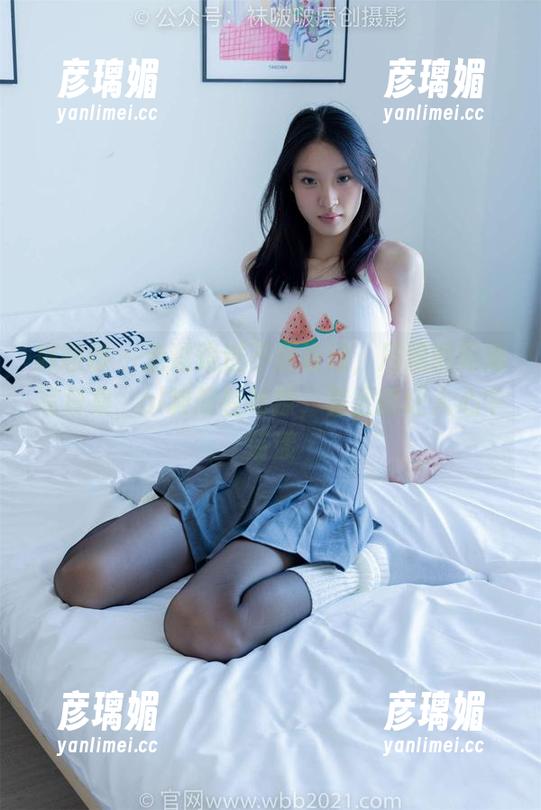 袜啵啵 - 走过路过不要错过，周周的高清写真集，ol制服轻松撩，甚至能让人心中荡漾