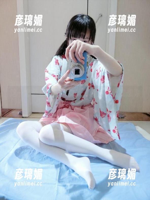 西尔酱 这一套西尔酱的修女写真合集,让我想为她默默祈祷!