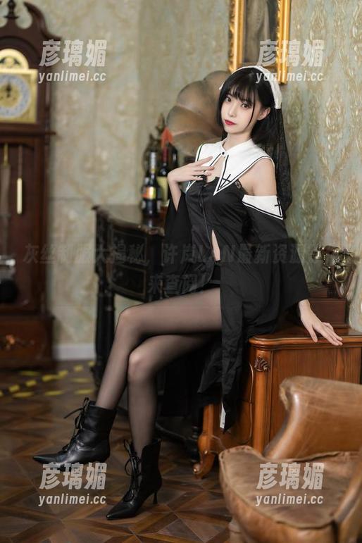 灰丝制服大揭秘，许岚LAN最新资源等你来查阅！