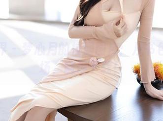 语画界 – 梦心月的校服图库：从书包到操场，随便下载！