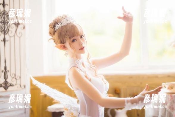 金鱼yui 哈,这次金鱼yui的安塞尔福利原图带着点特别的味道,必须尝一下。