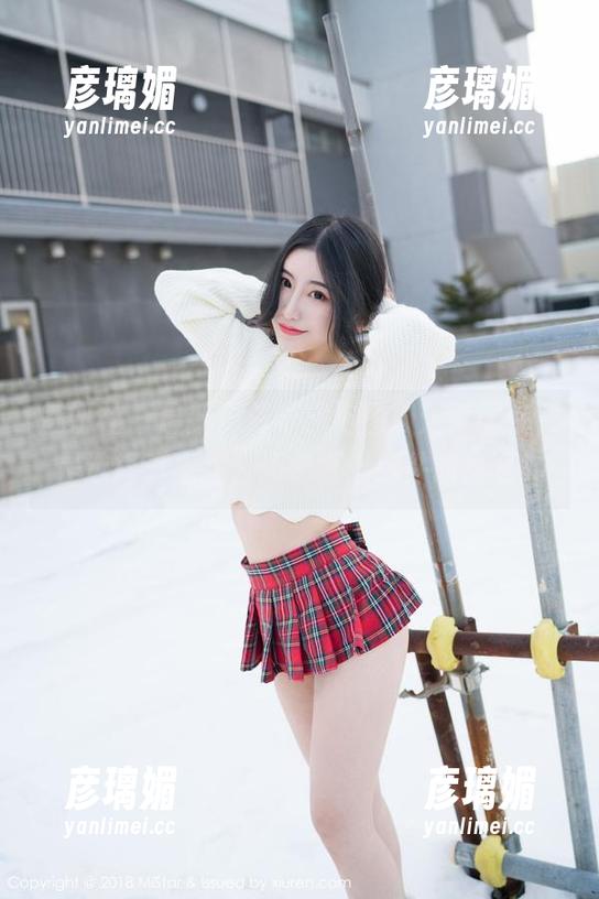 魅妍社 - 最新夏依依旗袍图册：就问你，是选择爱上我，还是爱上这件旗袍呢？